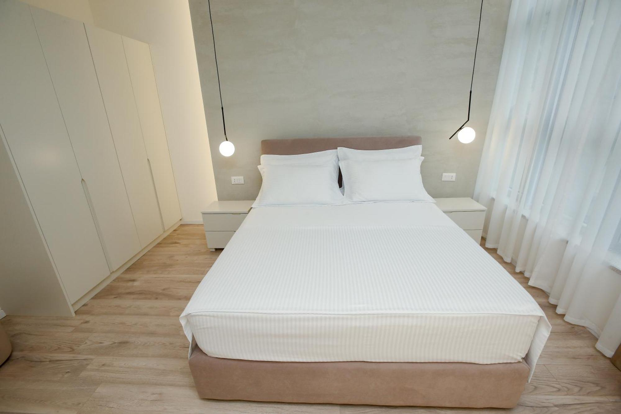 Nos Luxury Rooms Shkodër Exteriör bild