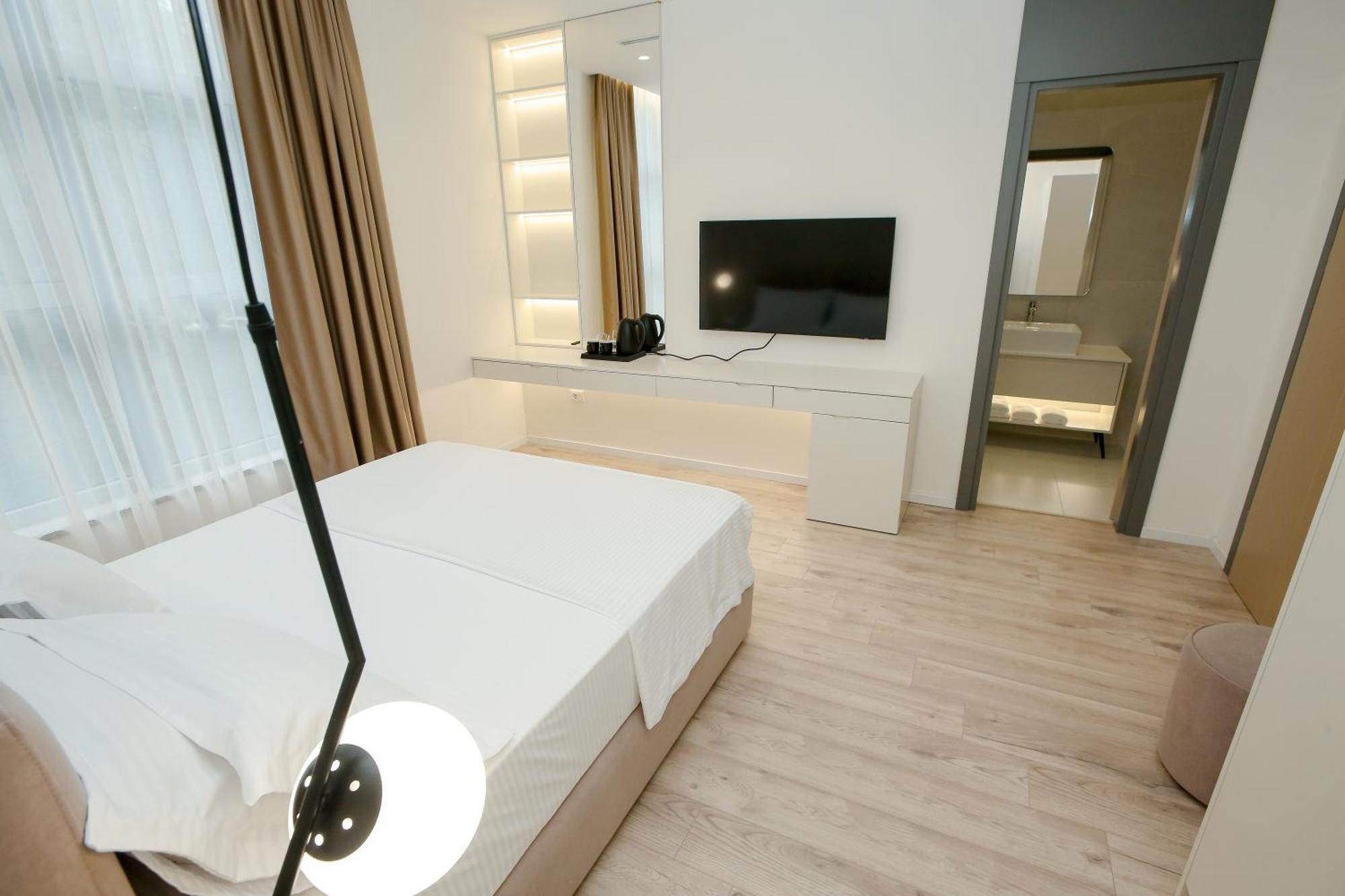 Nos Luxury Rooms Shkodër Exteriör bild